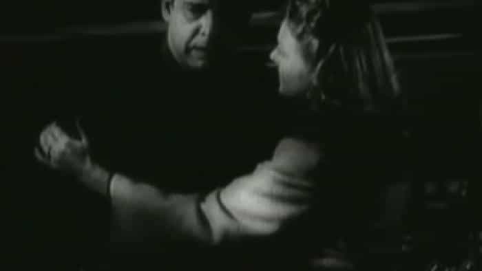 نقد و بررسی فیلم مرد گرگنما محصول سال 1941 | چیبینو