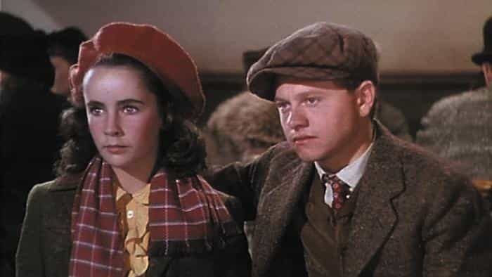 نقد و بررسی فیلم ولوت ملی محصول سال 1944 | چیبینو