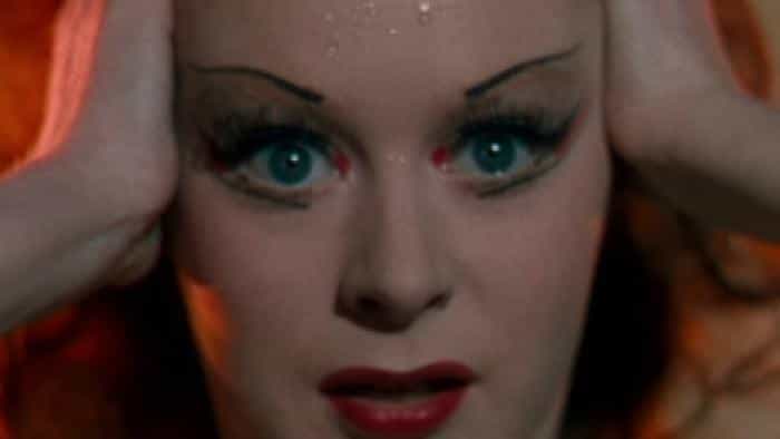 نقد و بررسی فیلم کفشهای قرمز محصول سال 1948 | چیبینو