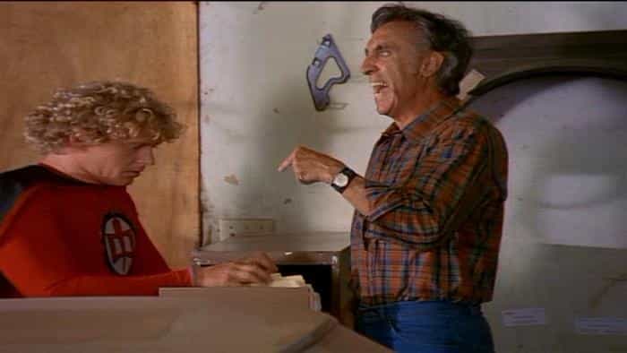 نقد و بررسی سریال قهرمان بزرگ آمریکایی (1981) | چیبینو