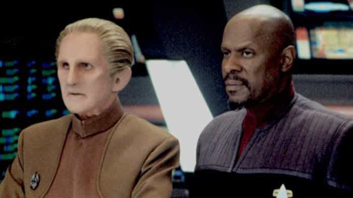 نقد و بررسی سریال پیشتازان فضا: عمیقترین فضای نه (1993)