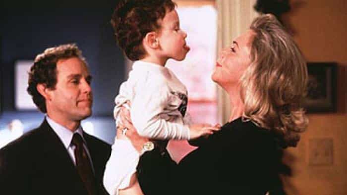 نقد و بررسی فیلم نابغه های کوچک محصول سال 1999 | چیبینو