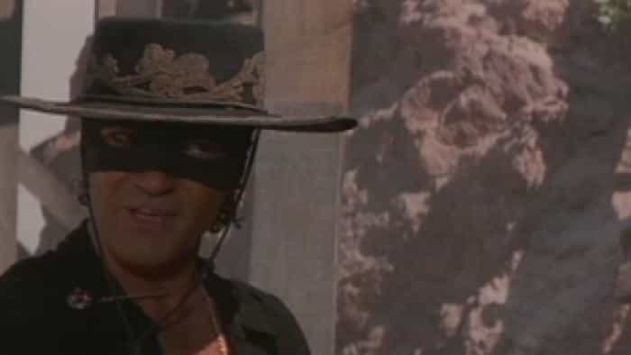 تماشای فیلم نقاب زورو محصول سال 1998 | چیبینو