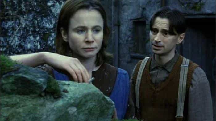 نقد و بررسی فیلم خاکستر آنجلا محصول سال 1999 | چیبینو