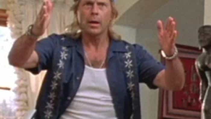 نقد و بررسی فیلم تمام ده یارد محصول سال 2004 | چیبینو