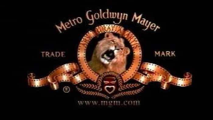 نقد و بررسی فیلم لمس تهی محصول سال 2003 | چیبینو