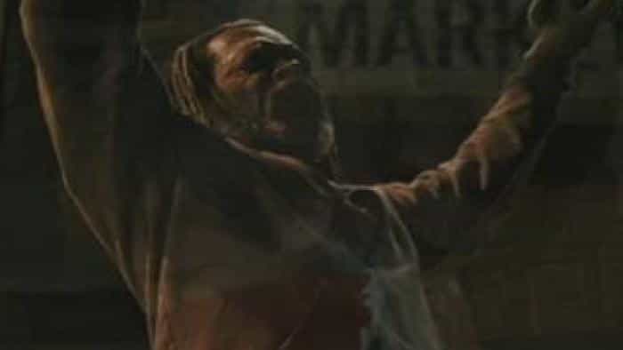 نقد و بررسی فیلم قهرمان را زنده کردن (2007) | چیبینو