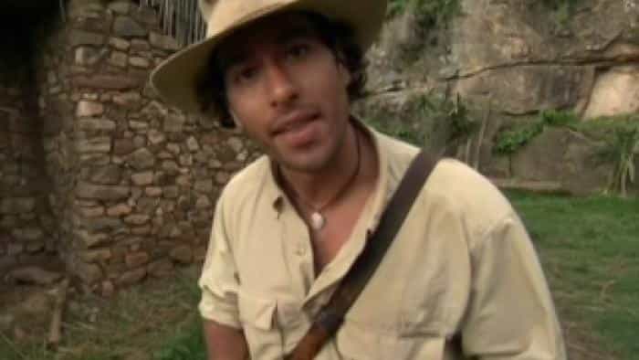 نقد و بررسی سریال در جستجوی حقیقت محصول سال 2005 | چیبینو