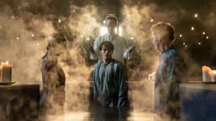 نقد و بررسی سریال دوستهای صمیمی محصول سال 2020 | چیبینو