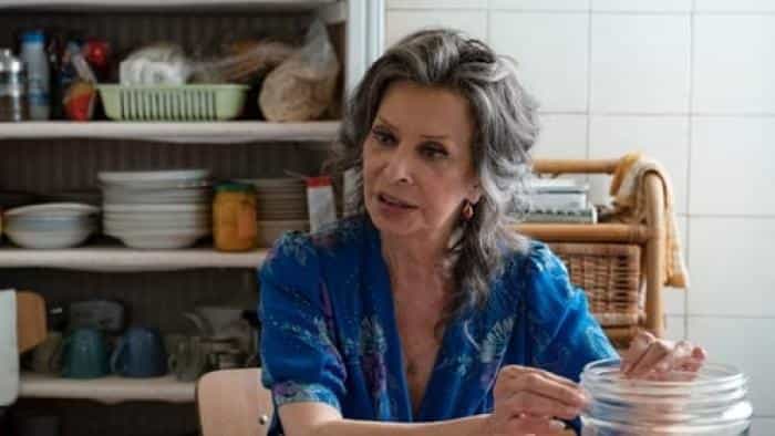 تماشای فیلم زندگی پیشرو محصول سال 2020 | چیبینو