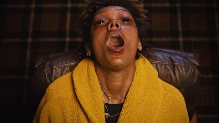 تماشای فیلم با من حرف بزن محصول سال 2022 | چیبینو