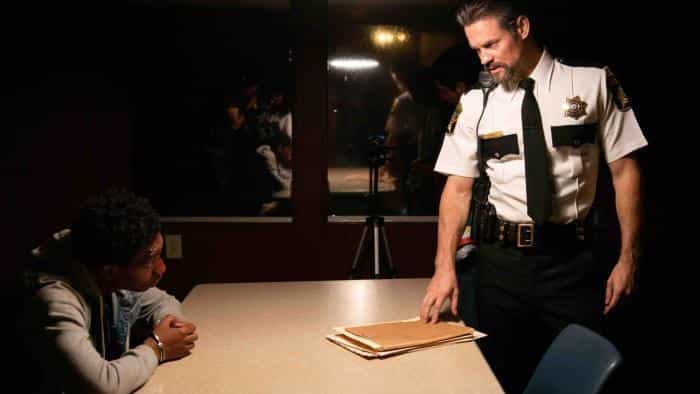 تماشای فیلم بیگانگان محصول سال 2021 | چیبینو