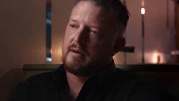 نقد و بررسی سریال نسل کلاهبرداری محصول سال 2021 | چیبینو