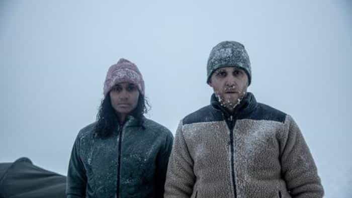 تماشای فیلم نقطه قرمز محصول سال 2021 | چیبینو