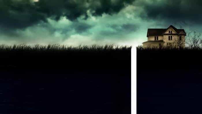 نقد و بررسی فیلم لَنِ کلُوِرفیلد محصول سال 2016 | چیبینو