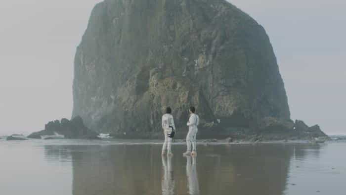 تماشای فیلم درها محصول سال 2021 | چیبینو