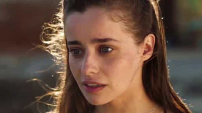 نقد و بررسی فیلم طعمه کوسه محصول سال 2022 | چیبینو