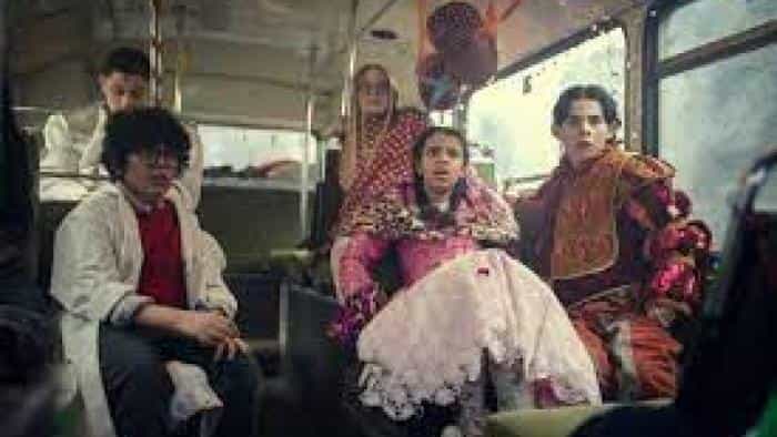 تماشای سریال آخرین اتوبوس محصول سال 2022 | چیبینو