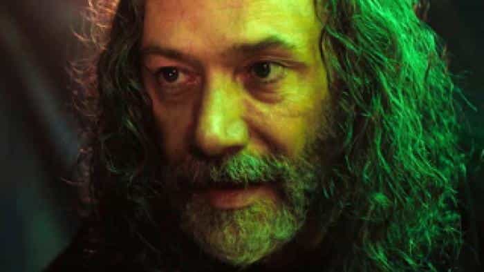 تماشای فیلم در زمین محصول سال 2021 | چیبینو