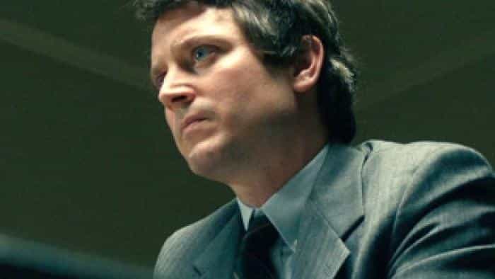 نقد و بررسی فیلم هیچ انسانی از جانب خدا (2021) | چیبینو