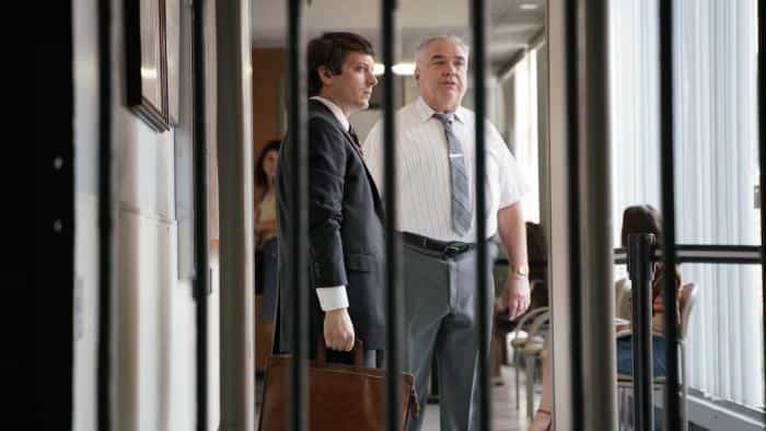 نقد و بررسی فیلم هیچ انسانی از جانب خدا (2021) | چیبینو