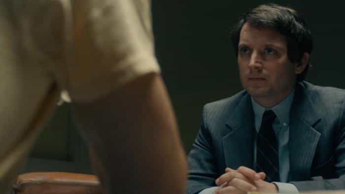 نقد و بررسی فیلم هیچ انسانی از جانب خدا (2021) | چیبینو