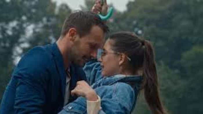 نقد و بررسی فیلم عشق مربع محصول سال 2021 | چیبینو