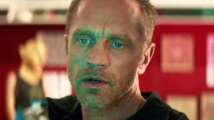 نقد و بررسی فیلم کوچه بنزین محصول سال 2022 | چیبینو