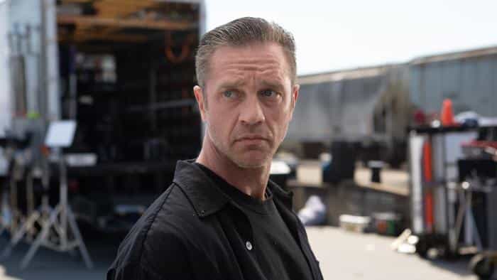 نقد و بررسی فیلم کوچه بنزین محصول سال 2022 | چیبینو