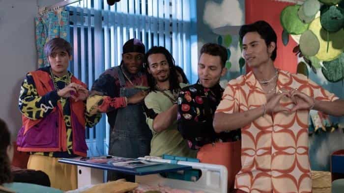 نقد و بررسی فیلم یک شماره یک کریسمس محصول سال 2021 | چیبینو