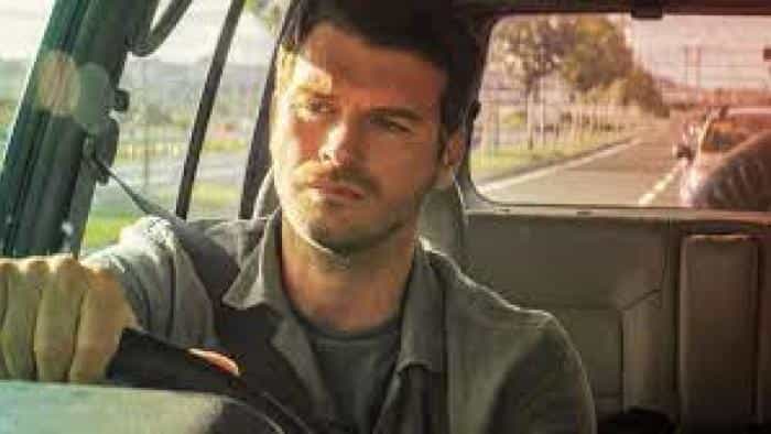 نقد و بررسی فیلم جشنوارهٔ شاعران محصول سال 2022 | چیبینو