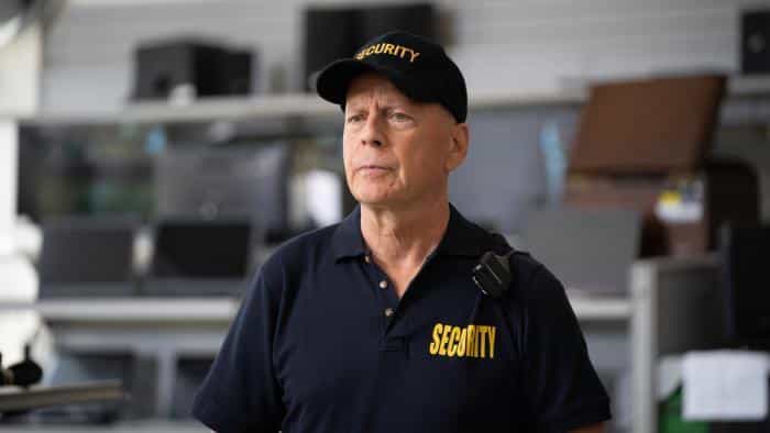 تماشای فیلم مکان اشتباه محصول سال 2022 | چیبینو