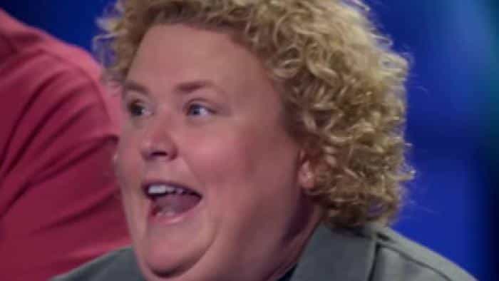 نقد و بررسی سریال آیا کیک است؟ محصول سال 2022 | چیبینو