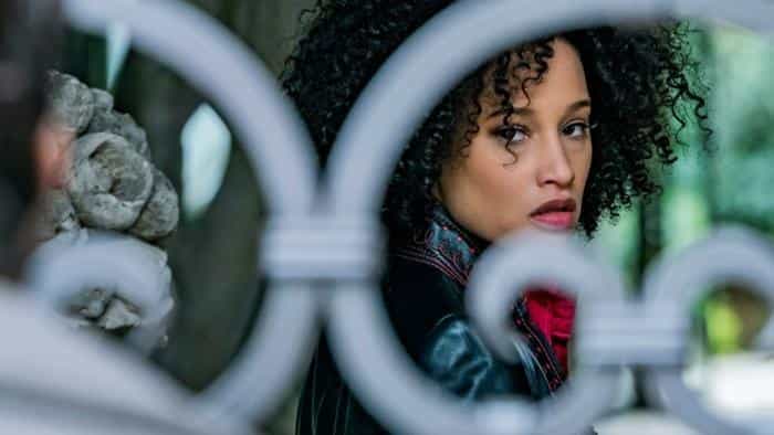 تماشای سریال کشف جادوگران محصول سال 2018 | چیبینو