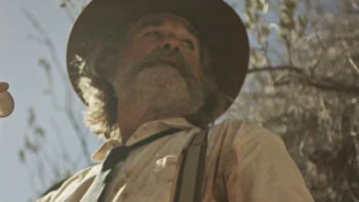 نقد و بررسی فیلم توماهاک استخوانی محصول سال 2015 | چیبینو