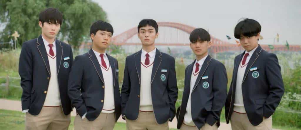 تماشای سریال بازگشت یک گانگستر به دبیرستان (2024) | چیبینو