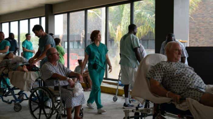 تماشای سریال پنج روز در بیمارستان مموریال (2022) | چیبینو