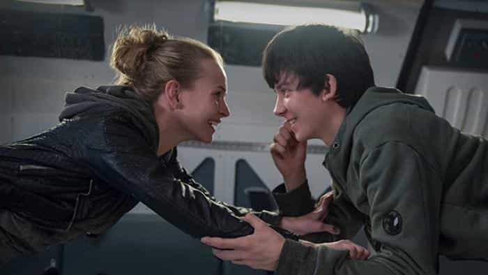 تماشای فیلم آسمان بین ما محصول سال 2017 | چیبینو