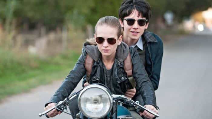 تماشای فیلم آسمان بین ما محصول سال 2017 | چیبینو