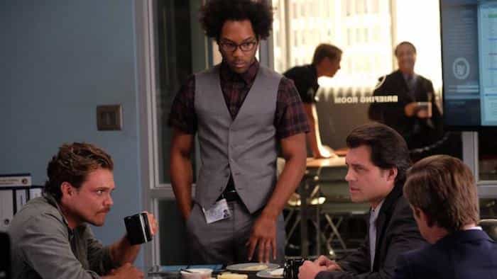 نقد و بررسی سریال سلاح مرگبار محصول سال 2016 | چیبینو