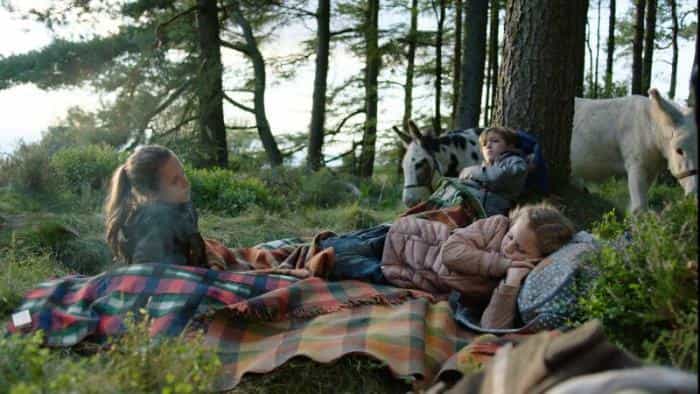 نقد و بررسی فیلم فراریها محصول سال 2019 | چیبینو