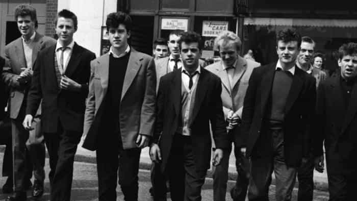 نقد و بررسی فیلم چگونه بیتلز جهان را دگرگون کرد (2017)