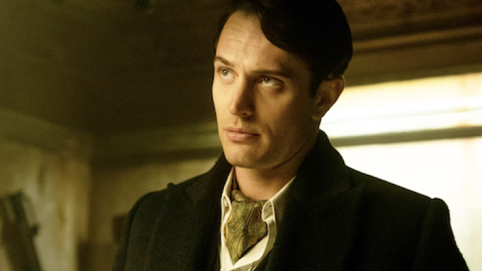 تماشای سریال کانتیننتال: از جهان جان ویک (2023) | چیبینو