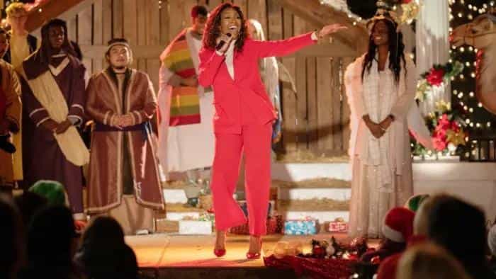 نقد و بررسی فیلم کریسمس شاد! محصول سال 2023 | چیبینو