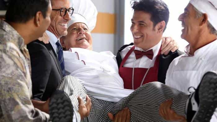 نقد و بررسی فیلم کریسمس با سرآشپز محصول سال 2017 | چیبینو