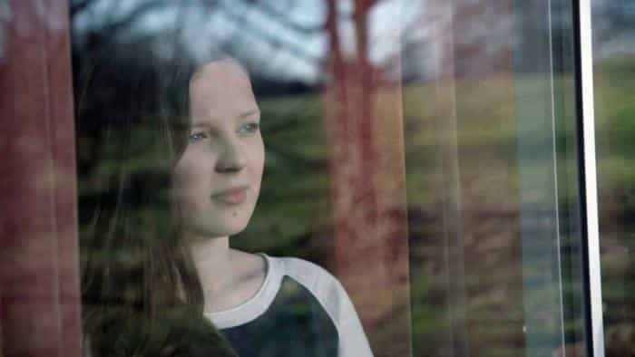 نقد و بررسی فیلم سلطنت ما محصول سال 2017 | چیبینو