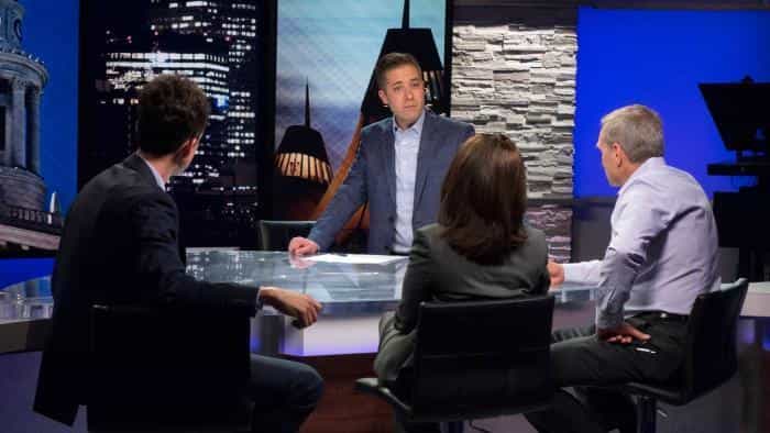 نقد و بررسی سریال تیرانداز فعال: آمریکا در آتش (2017)