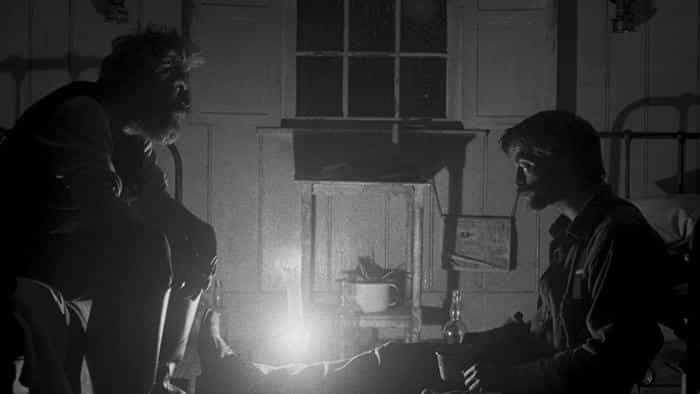 نقد و بررسی فیلم منار محصول سال 2019 | چیبینو