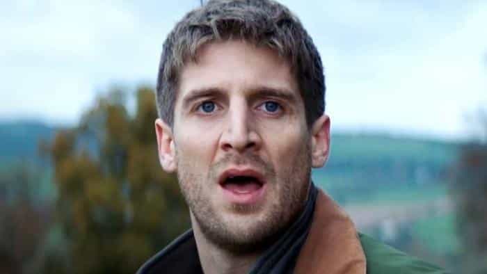 تماشای فیلم همه دوستانم از من متنفرند (2021) | چیبینو